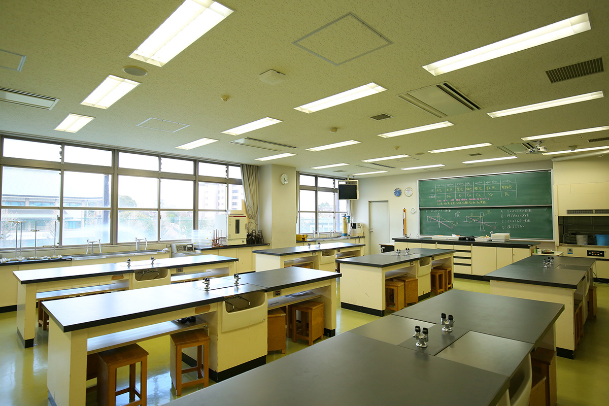 中学理科教室