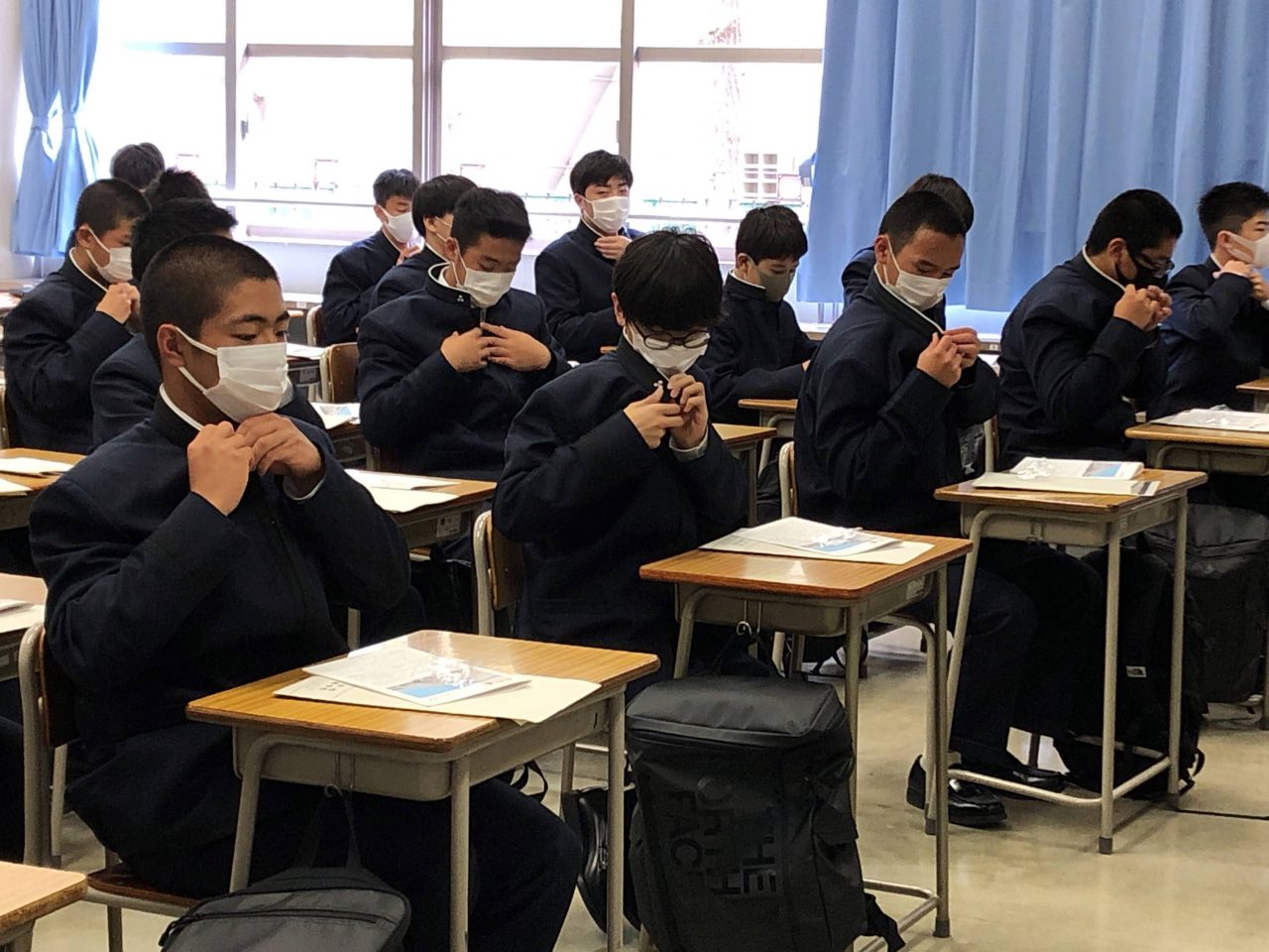 高校　　入学式 学校法人 池田学園