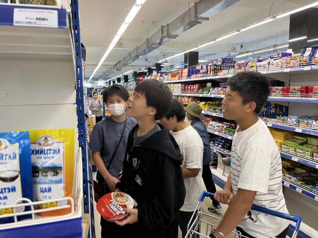 モンゴルのスーパーでの買い物