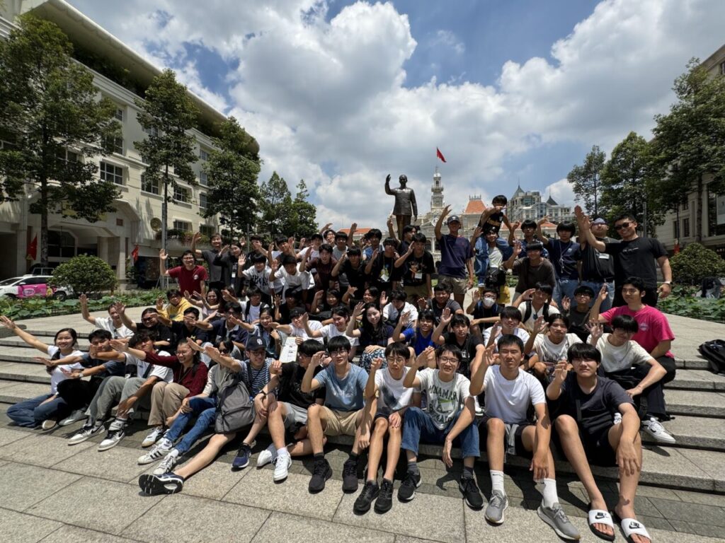 【高校グローバルコース】 1年生　ベトナム研修を実施—未来を創るアントレプレナーシッププログラム